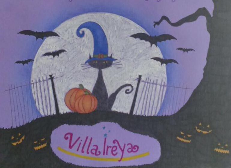 Celebra Halloween en Villa Ireya con un bizcocho embrujado y juegos terroríficos