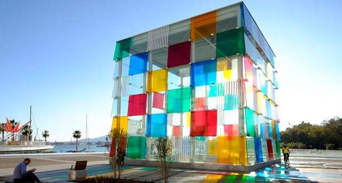 fachada cubo colores centre pompidou malaga febrero kahlo cabecera