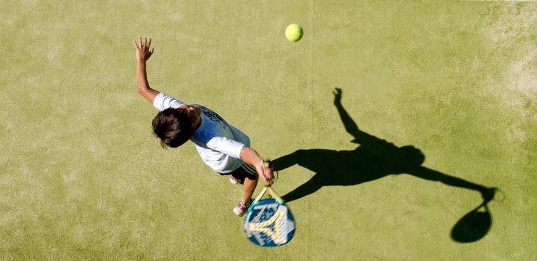 Campamentos de verano para niños con tenis, natación, pádel y más deportes y actividades en Málaga con Vals Sport