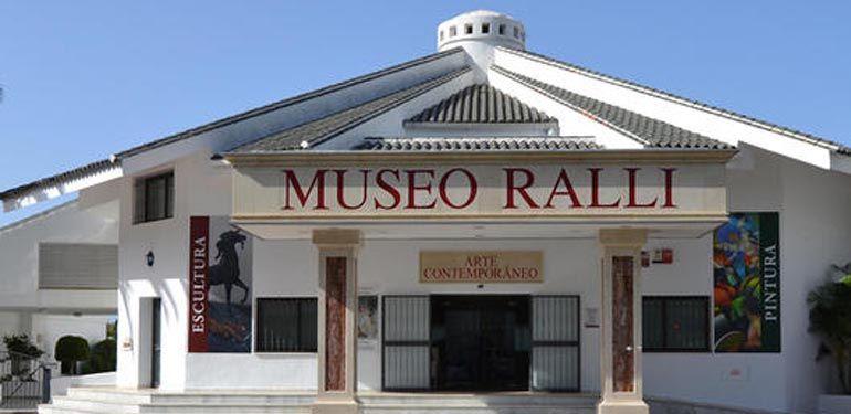 Talleres y visitas gratis al Museo Ralli Marbella para familias en verano