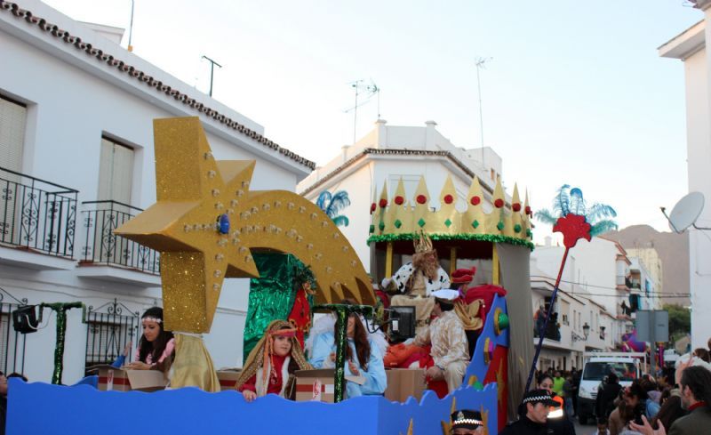 Cabalgata de Reyes Magos en Estepona 2017