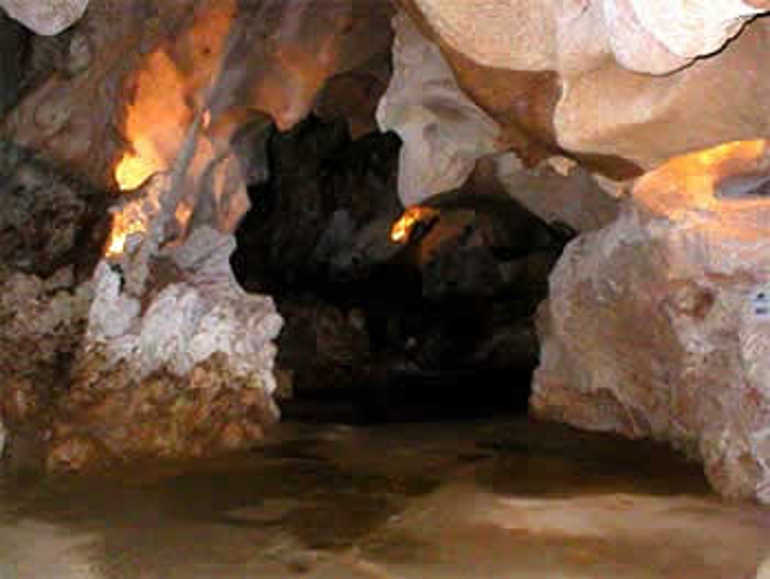 Visita gratis la Cueva del Tesoro de Rincón de la Victoria