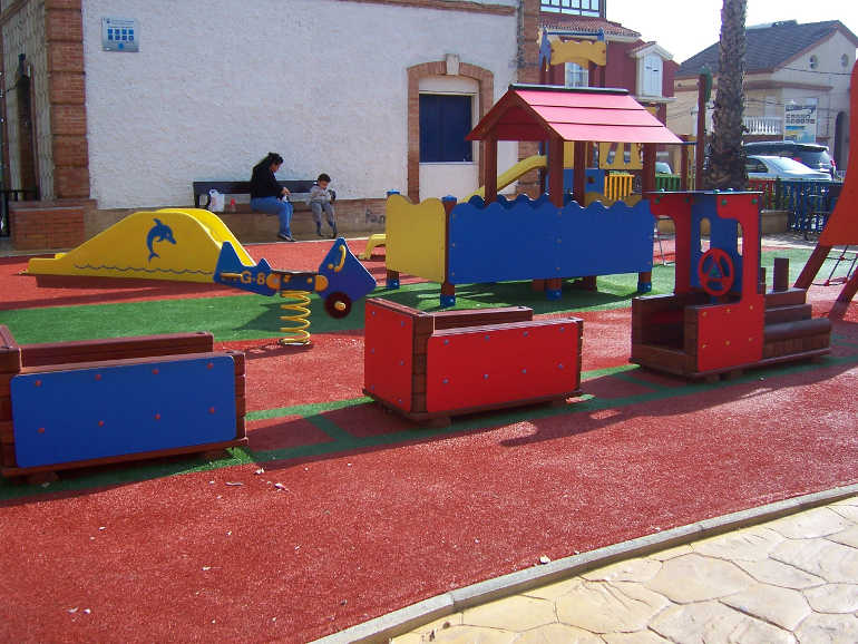 Conoce todos los parques infantiles en la zona Este de Málaga