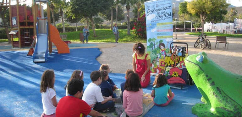 Cuentacuentos gratis para niños en los parques de Málaga