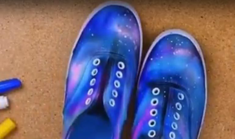 ¿Quieres crear tus propias zapatillas cósmicas?
