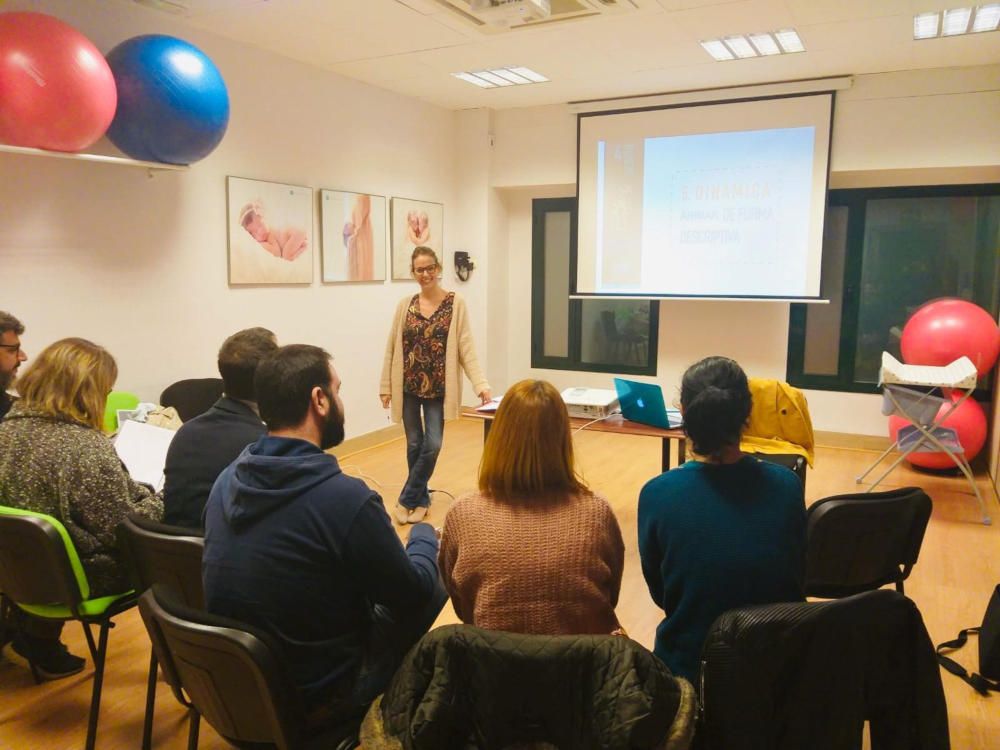 Talleres de habilidades educativas y alimentación BLW para madres y padres en Málaga