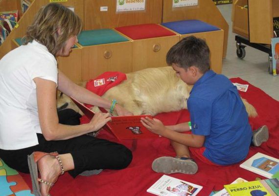Taller de lectura gratuito para niños con el perro Otto en la Biblioteca Provincial de Málaga