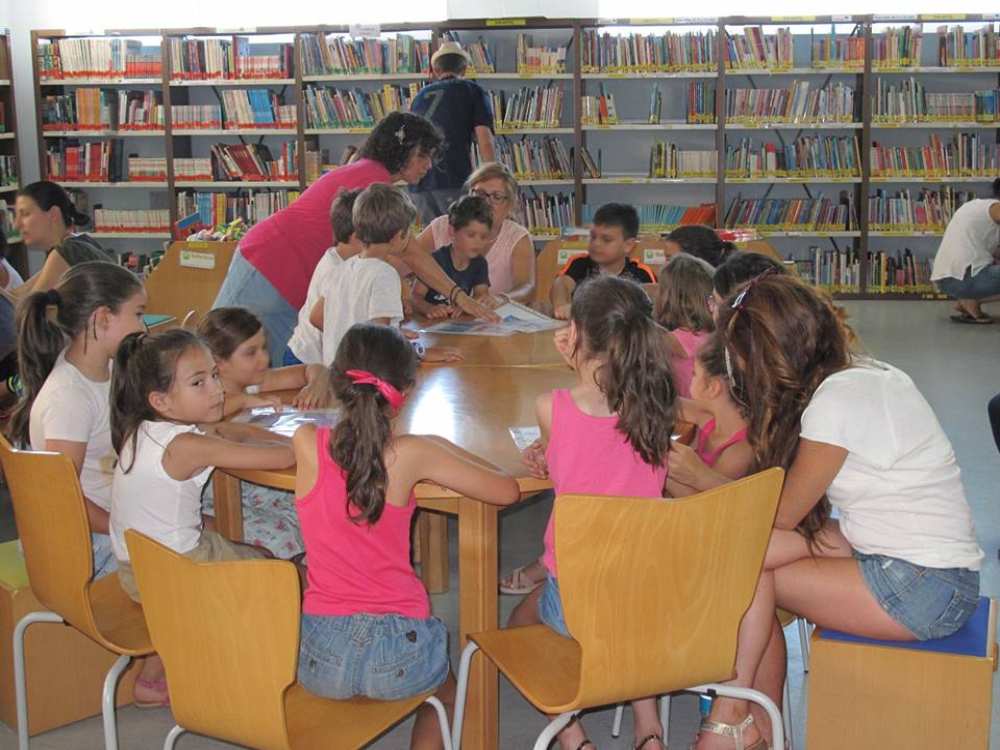 Taller infantil gratuito para fabricar juguetes en la Biblioteca Provincial de Málaga