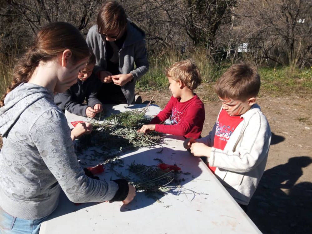 Campamento de verano sobre prehistoria para niños de la mano de ArqueoEduca en Málaga