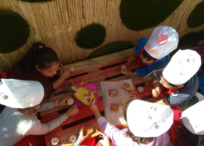 Campamentos de verano para niños en Málaga con cocina, inglés y surf