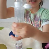 Manualidades infantiles con Saturna: cómo fabricar un perfume