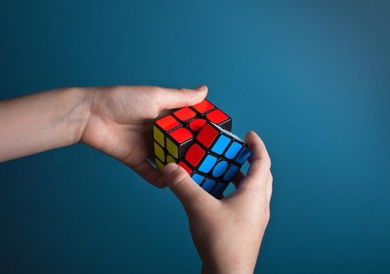 Taller de Cubo de Rubik gratis para niños y jóvenes en Fuengirola