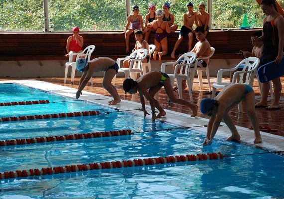 Curso de natación para niños en Alhaurin el Grande
