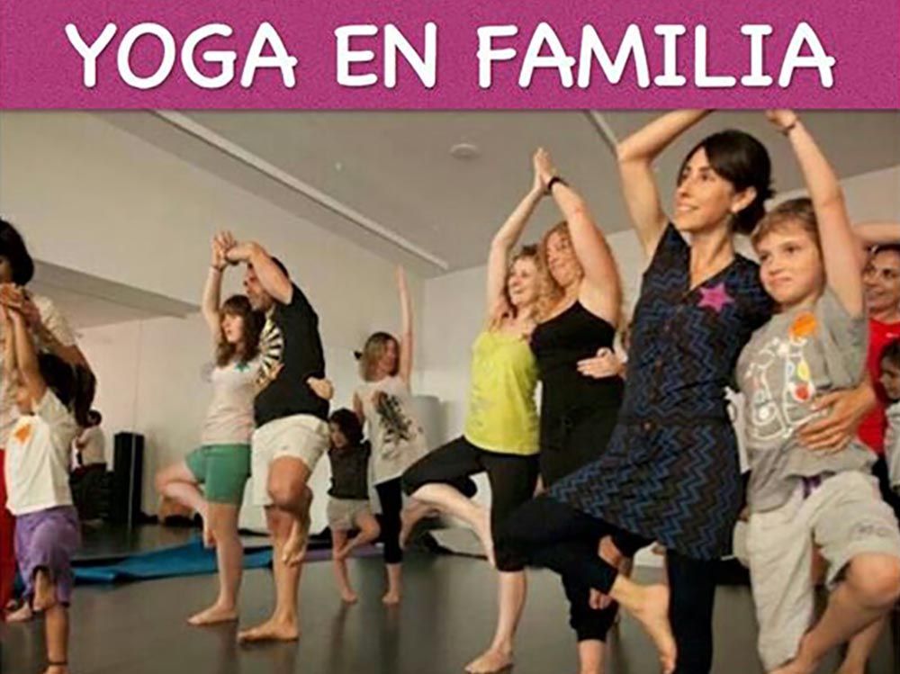 Taller de yoga en familia en el Rincón de la Victoria (Málaga)