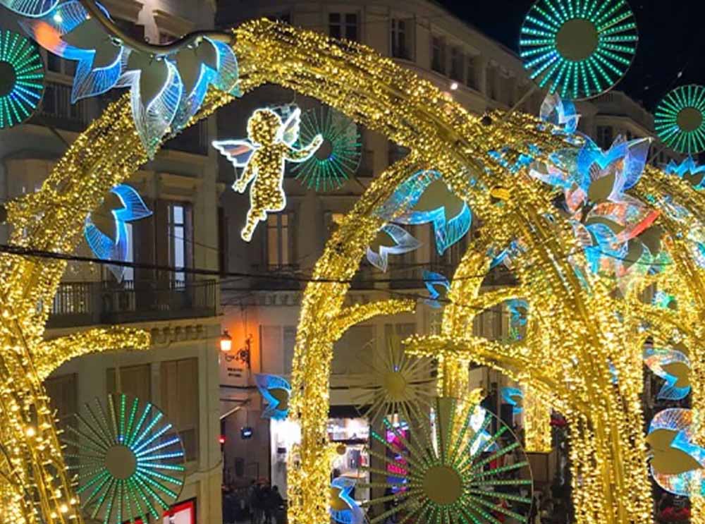 Tour guiado para ver en familia el alumbrado de Navidad en Málaga 2019