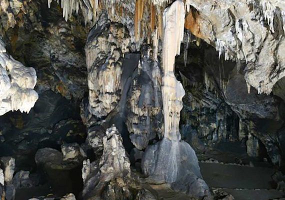 Cueva de Ardales: excursión en familia