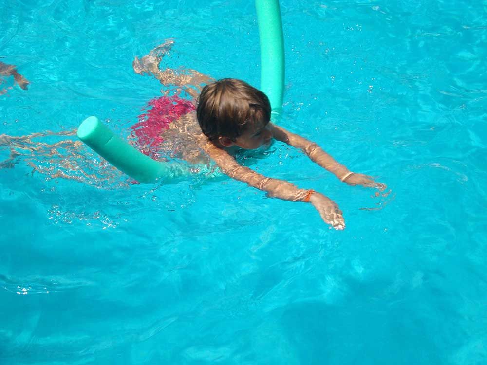 Clases de natación a domicilio para niños y adultos en Málaga con SportisLive