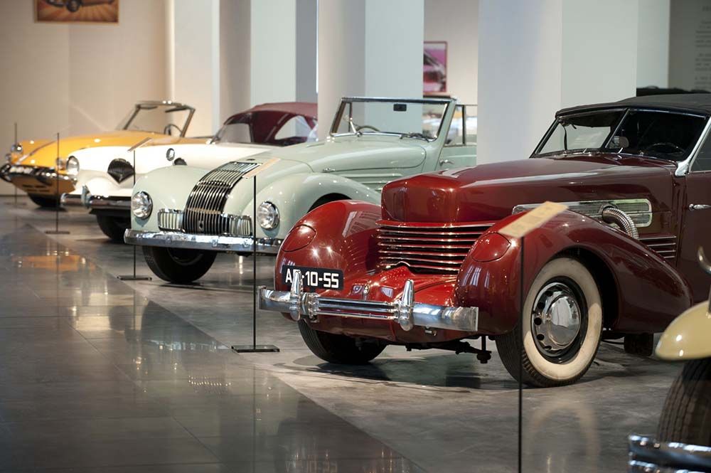 Visitas guiadas y juegos de época para toda la familia este julio en el Museo Automovilístico de Málaga