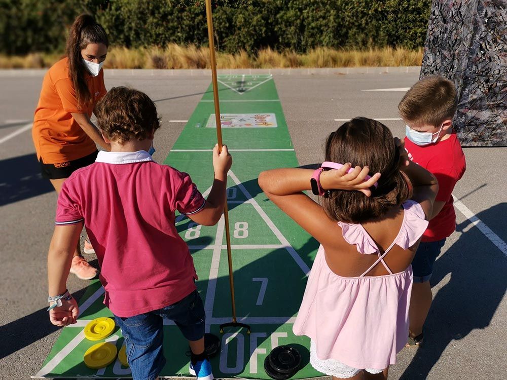 Cumples infantiles y fiestas al aire libre muy divertidos en Verdecora Málaga con Sportislive