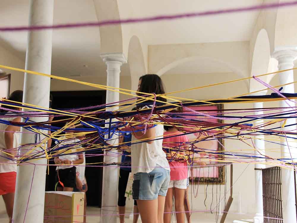 Taller infantil de arquitecturas creativas por Semana Blanca en el Museo Thyssen Málaga
