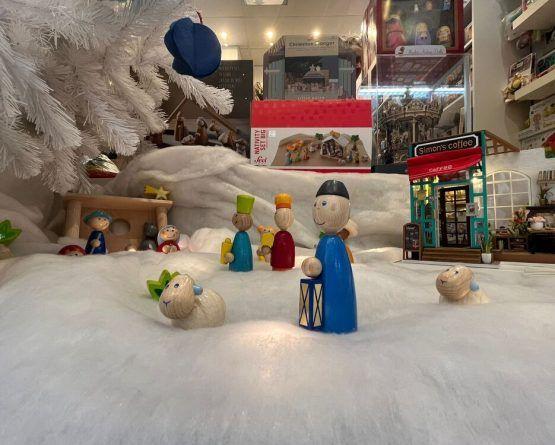Regala en Navidad juguetes creativos para niñas y niños de todas las edades con Mahatma Showroom Málaga