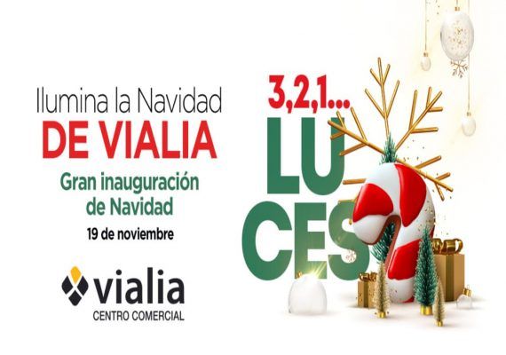 Sorpresas e inauguración del alumbrado navideño en el Centro Comercial Vialia, Málaga