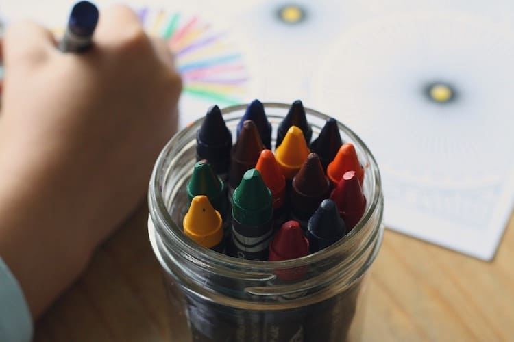 5 Consejos para estimular la creatividad de tu hijo: Explora y crea junto a tu peque