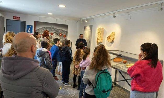 Talleres de arqueología gratis en el mes de abril para niños en la Finca del Secretario, Fuengirola