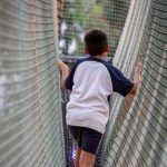 Yincana para niños al aire libre en el parque de diversiones Jungle Family Málaga