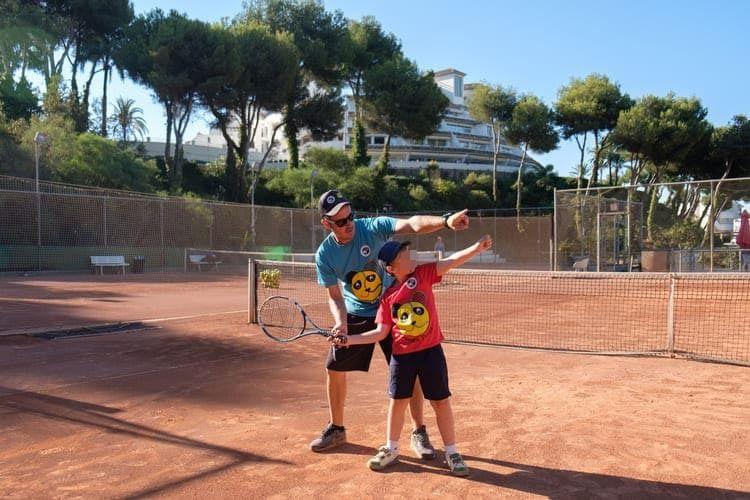 Panda Tenis, la escuela de tenis para niños en Calahonda-La Cala de Mijas (Málaga)
